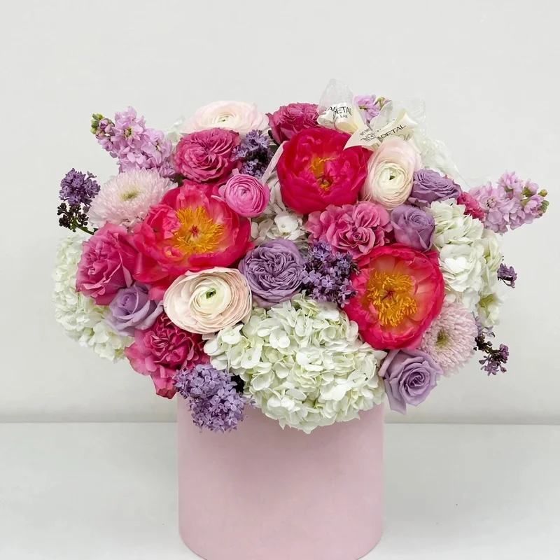 Fuchsia Peony Box - Premium flower arrangement | Gemma Flowers