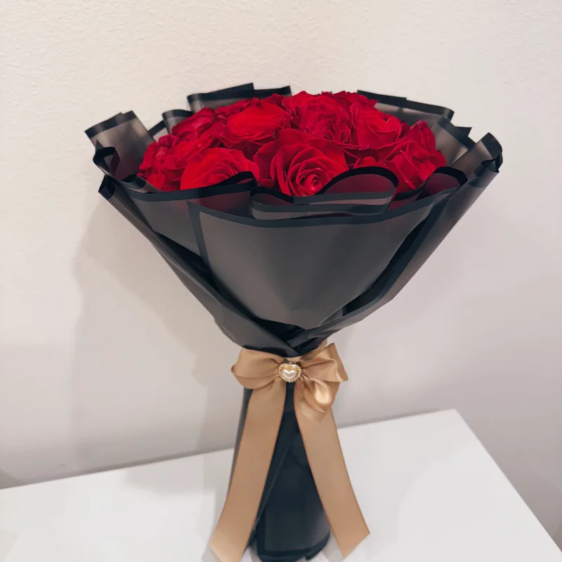 Noir Romance - Premium Anniversary & Romance & Valentine's Day flower arrangement | Gemma Flowers delivery